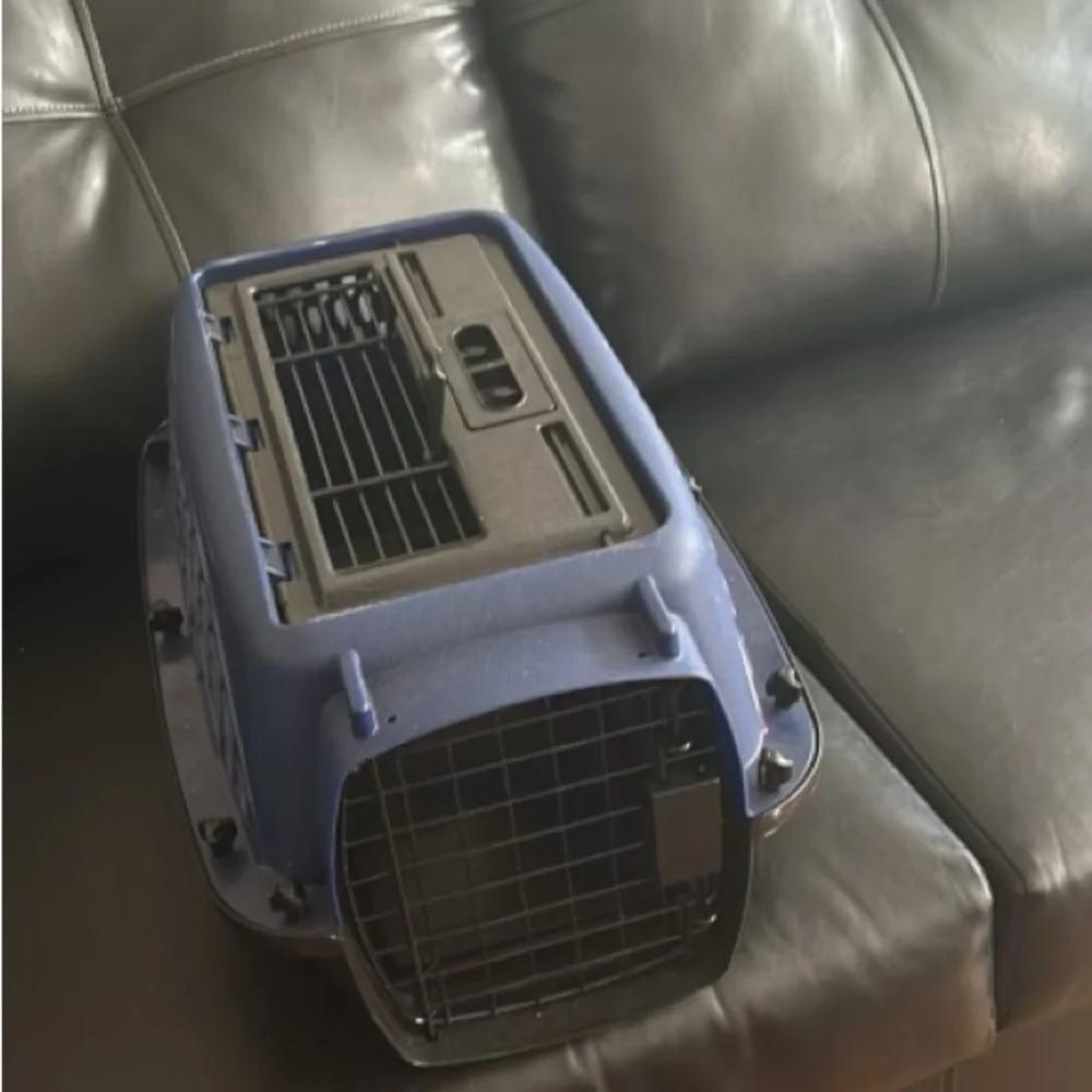 Pet carrier